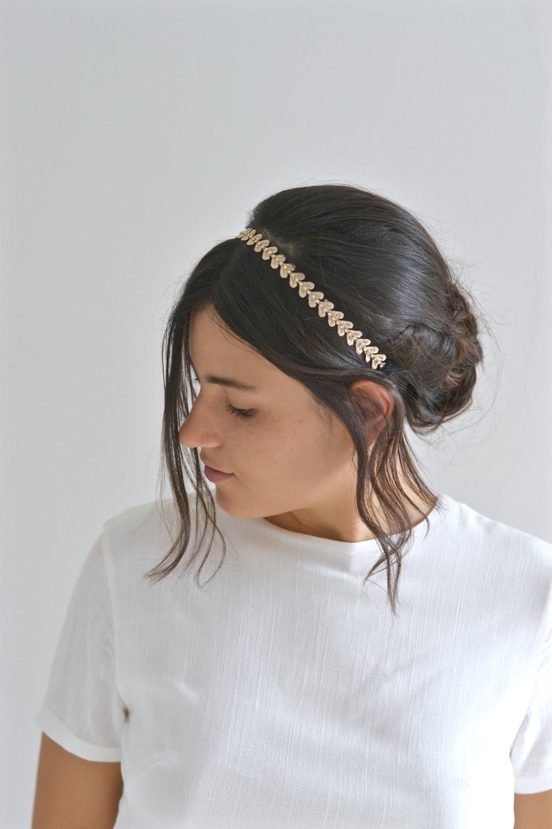 headband fait main portée par une mariée