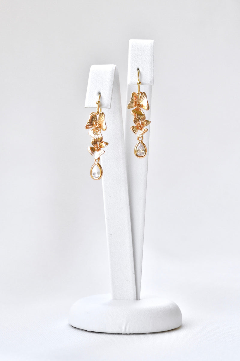 Boucles d'oreilles pendantes à fleurs en or et cristaux