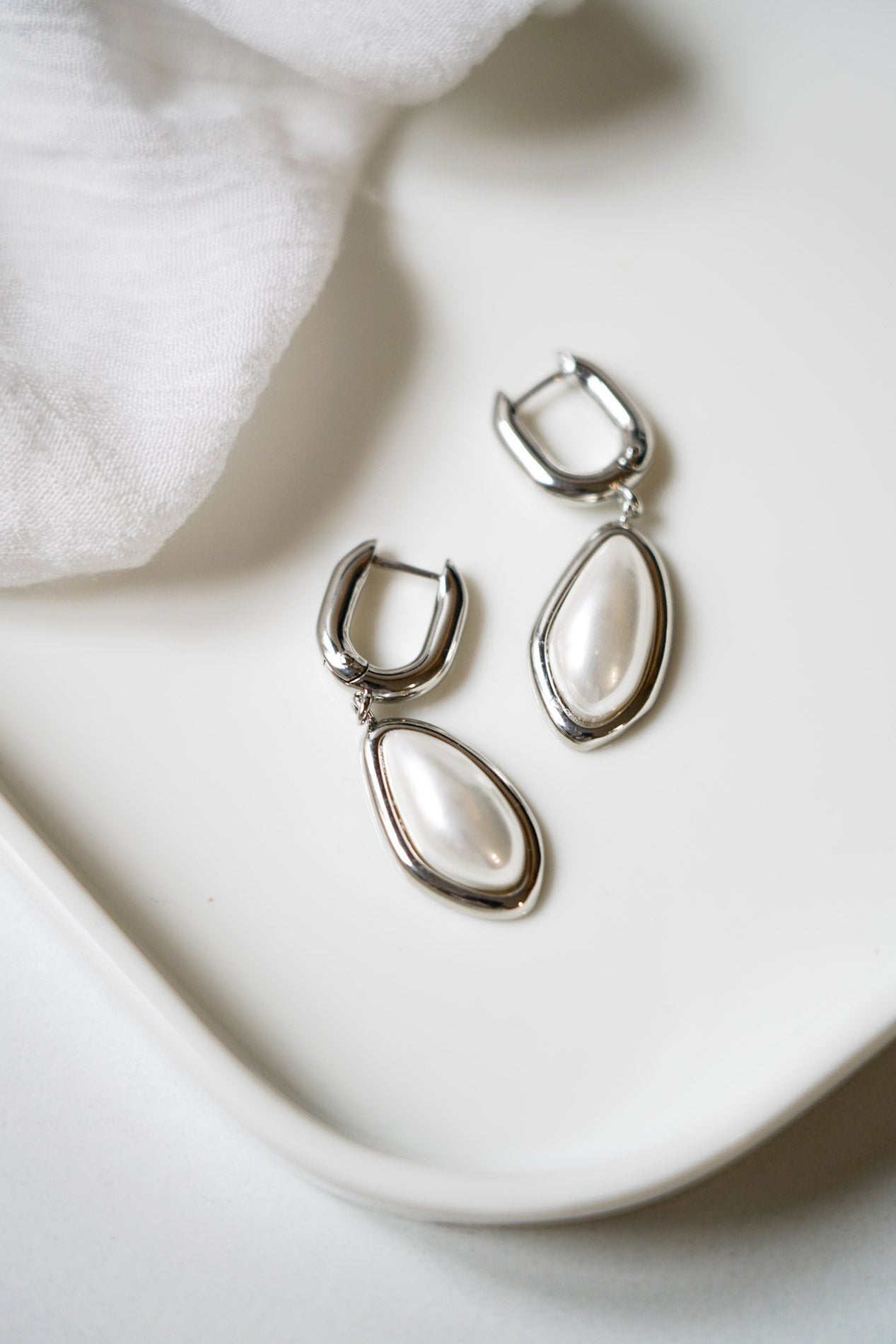 Artistique - Boucles d'oreilles modernes et élégantes - Boucles d'oreilles longues - Atelier Lilac
