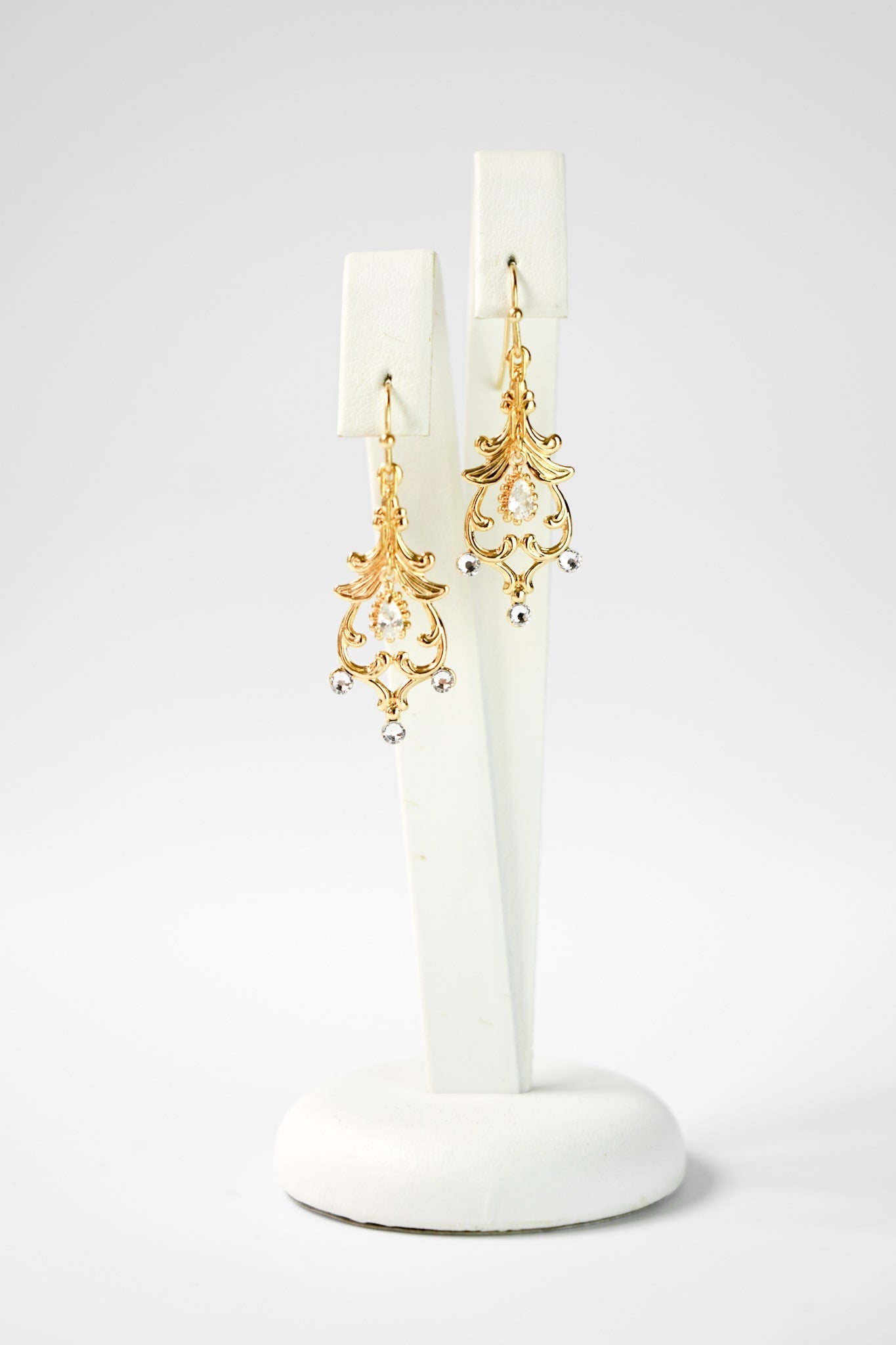 Divine - Boucles d'oreilles romantiques - Boucles d'oreilles longues - Atelier Lilac