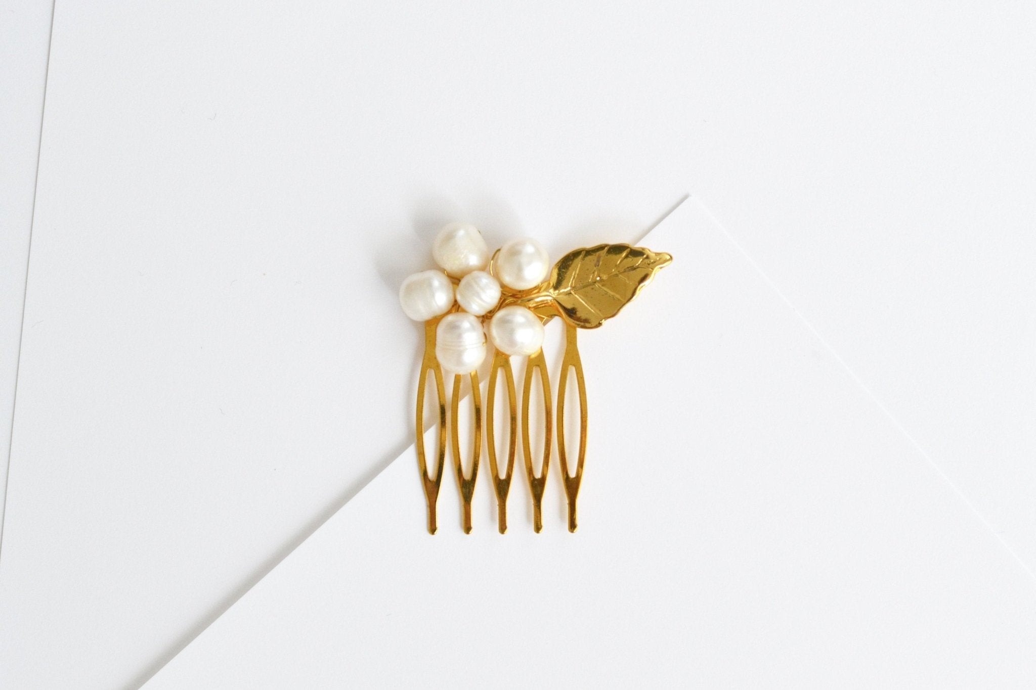 Fleur Perlée - Peigne mariée fait de perles véritables - Petit peigne - Atelier Lilac