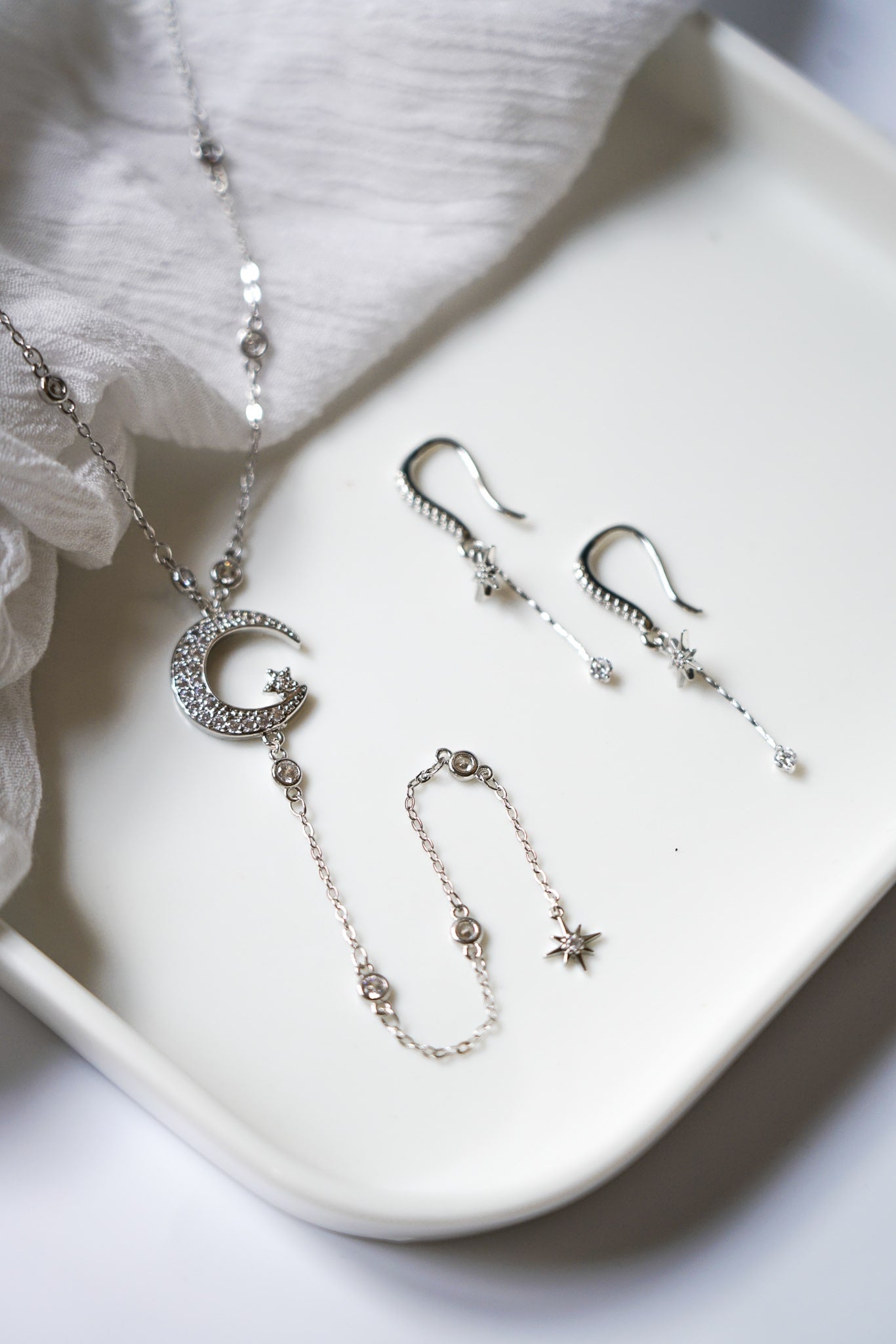 Lumineuse - Collier de dos céleste - Collier de dos - Atelier Lilac