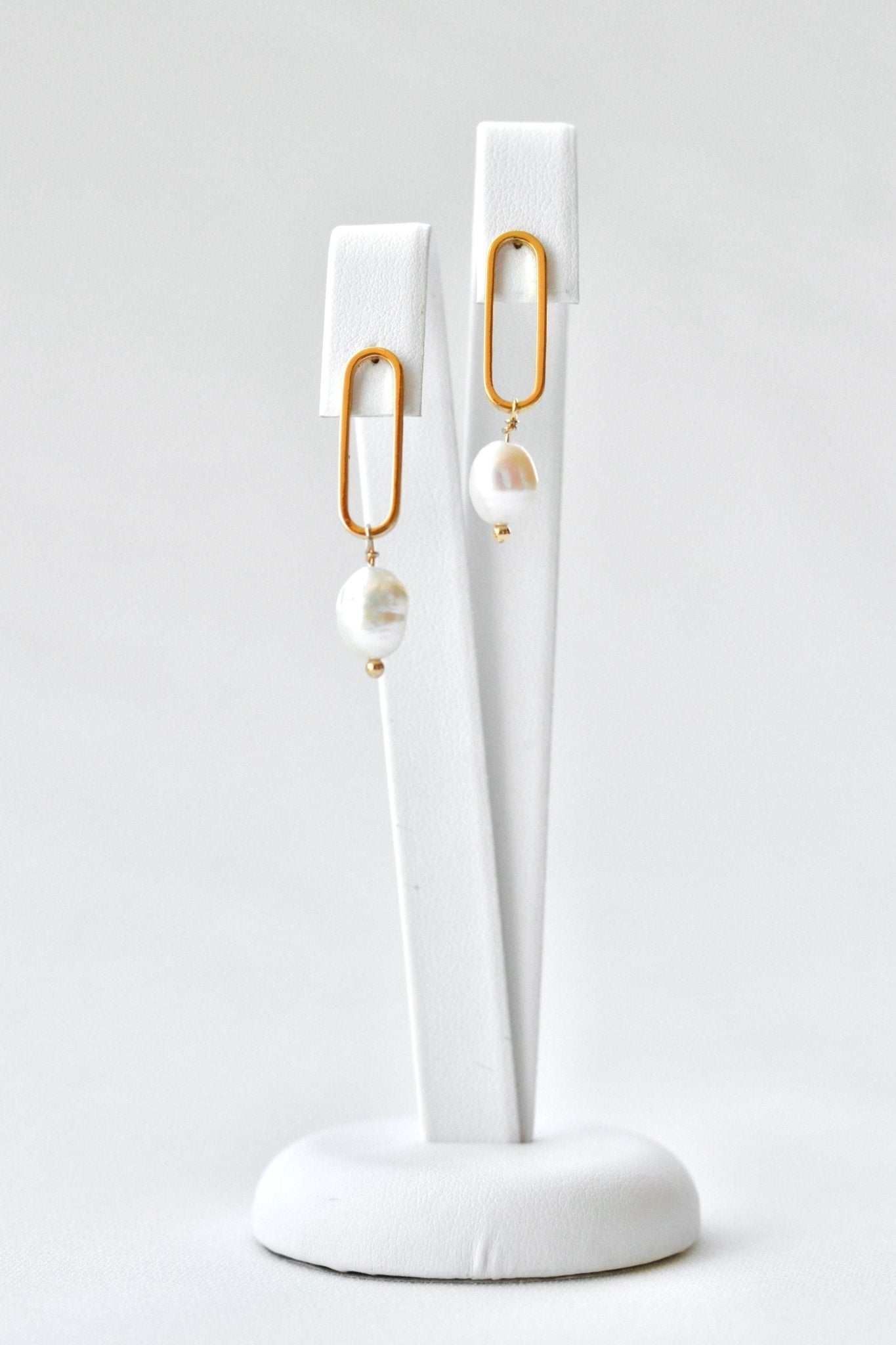 Minimale - Boucles d'oreilles minimalistes avec perle - Boucles d'oreilles longues - Atelier Lilac