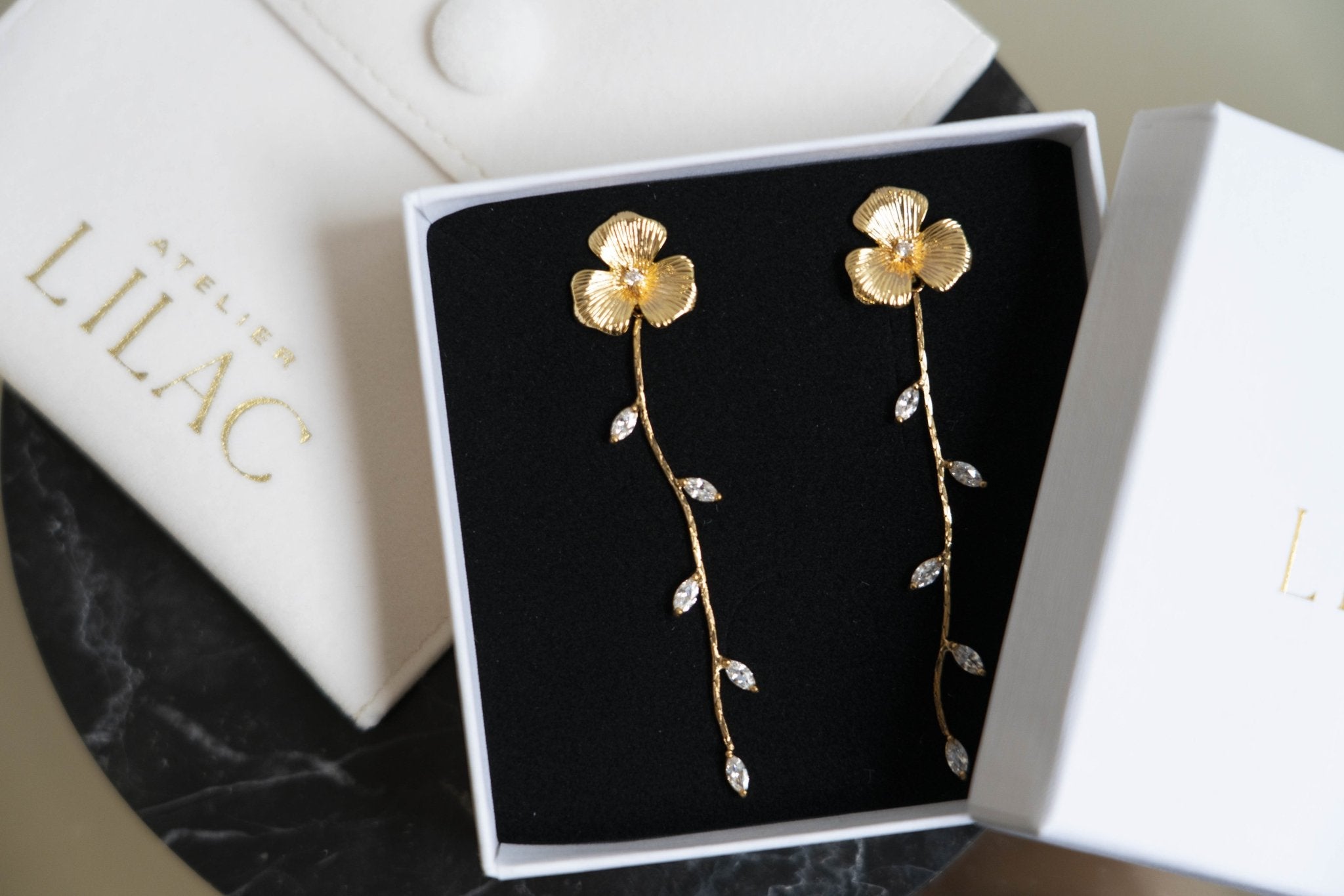 Suave - Boucles d'oreilles pendantes mariage - Boucles d'oreilles longues - Atelier Lilac