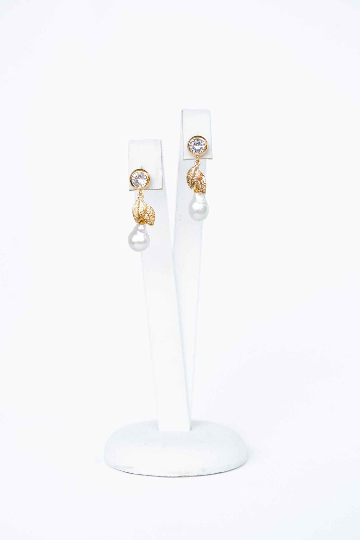 Zinnia - Boucles d'oreilles élégantes - Boucles d'oreilles courtes - Atelier Lilac